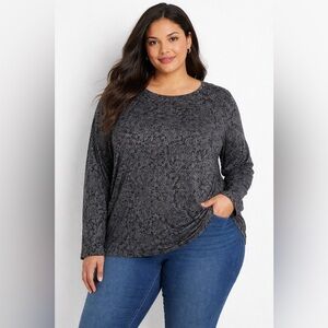 💕 Penningtons paisley print long sleeve Tee